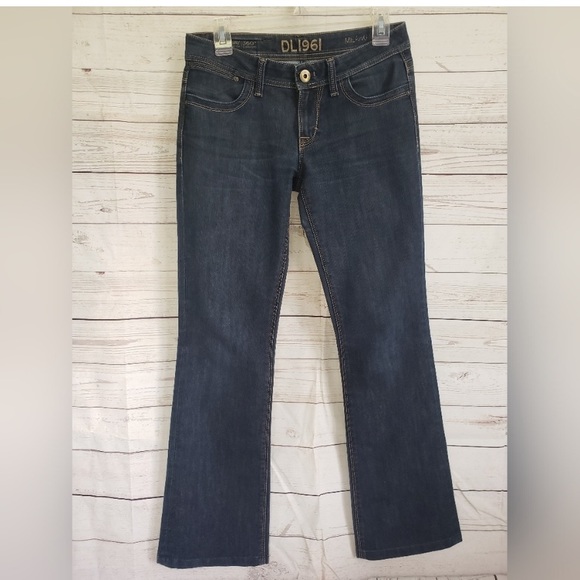 Dl1960 Milano Bootcut Jean - Picture 5 of 8